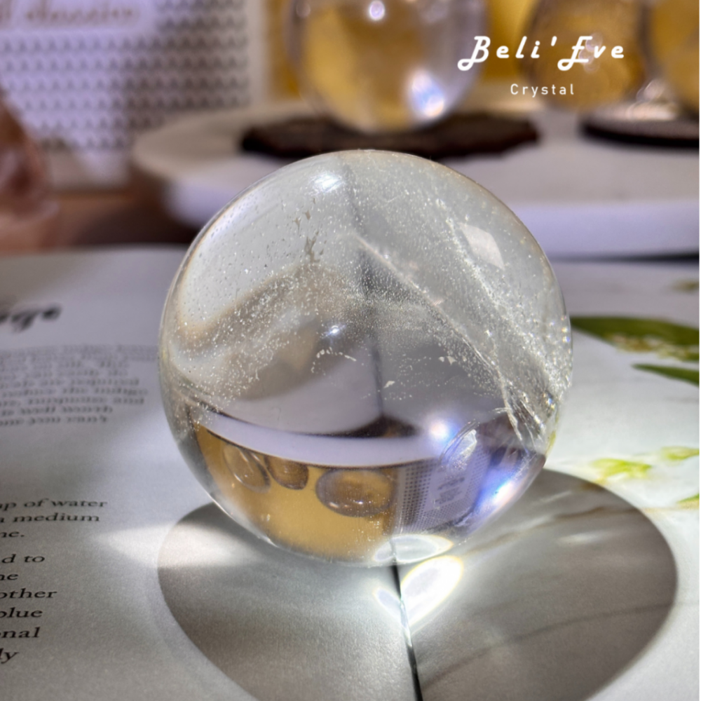 『占卜預測』有求必應 覺醒高頻白水晶球5.5-6CM 大顆晶體好 附贈底座