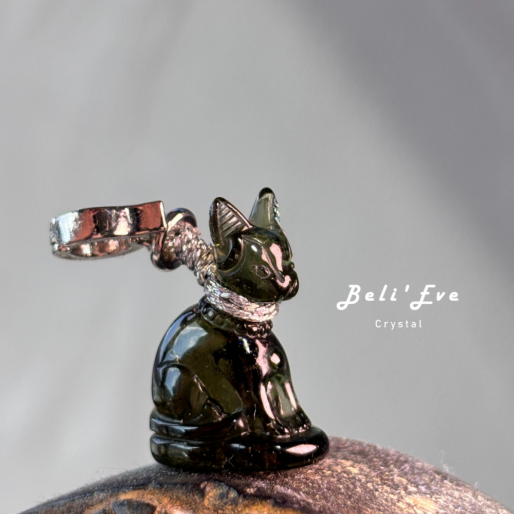 『捷克隕石』埃及貓神芭絲特Bastet -芬芳的守護者-家庭守護神 象徵疾病和邪靈的對抗