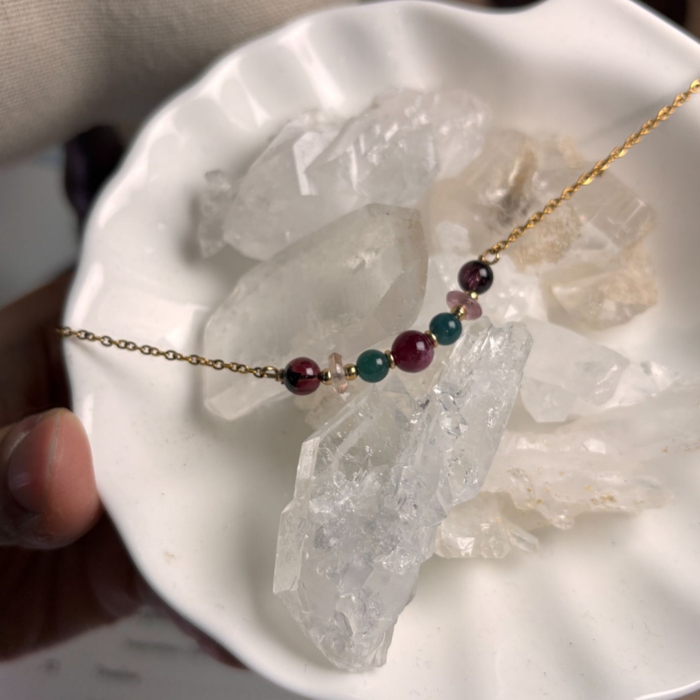 彩虹碧璽設計微笑鍊 45+5CM 財富寶石