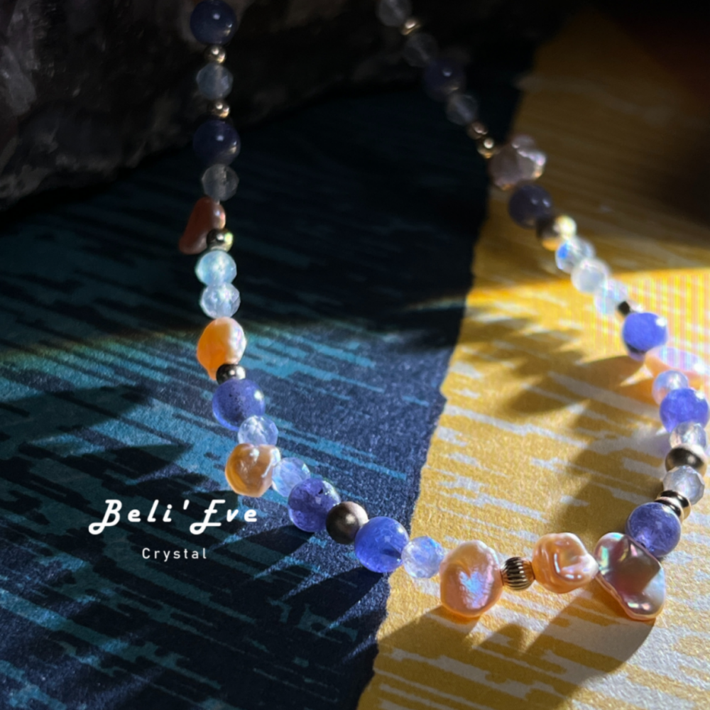 『自信選擇對的道路』坦桑石（丹泉石）+天然淡水珍珠 花瓣keshi珍珠+切面拉長石 設計項鍊