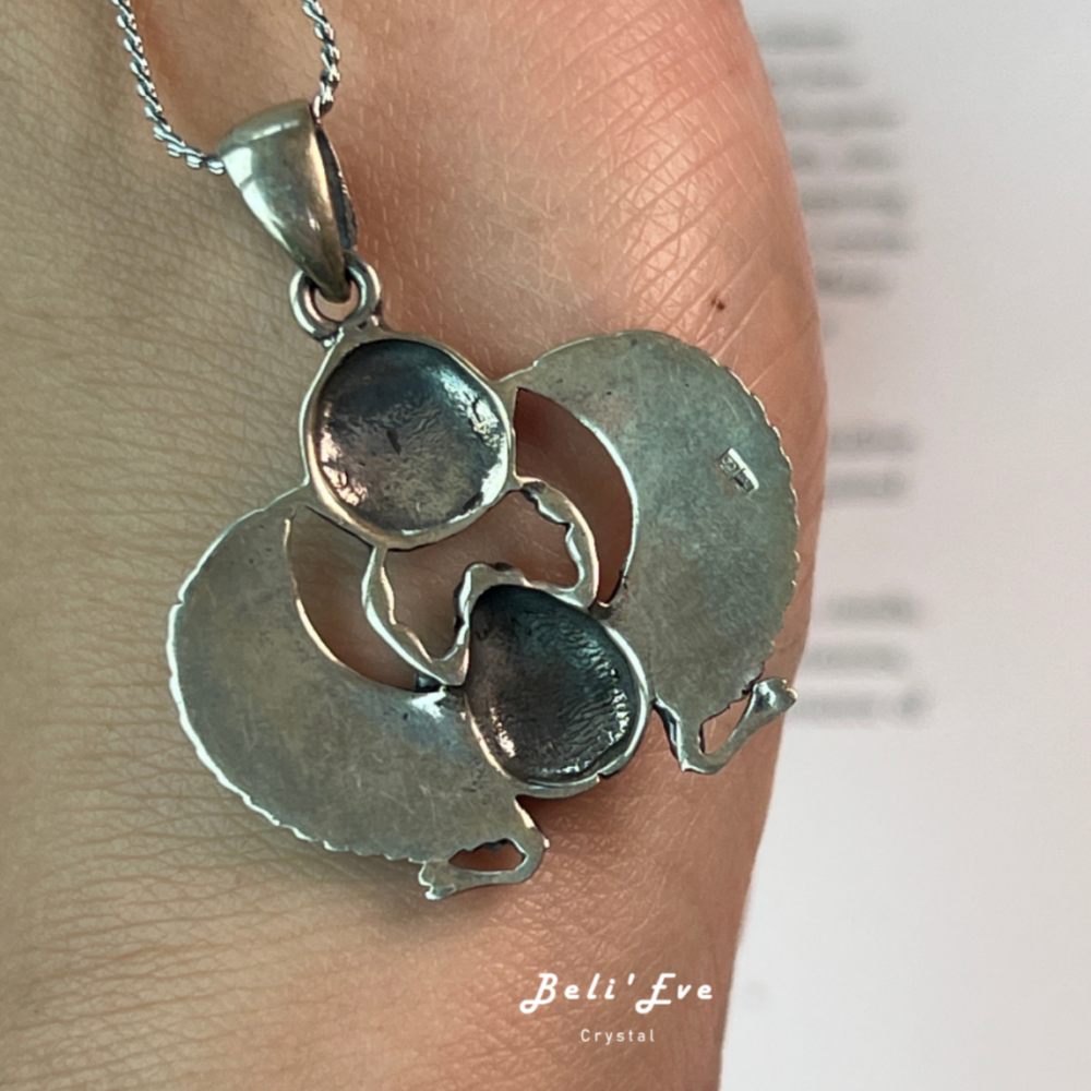 『埃及進口』展翅舉日聖甲蟲+荷魯斯 遠離病痛 看清現實 900銀吊墜