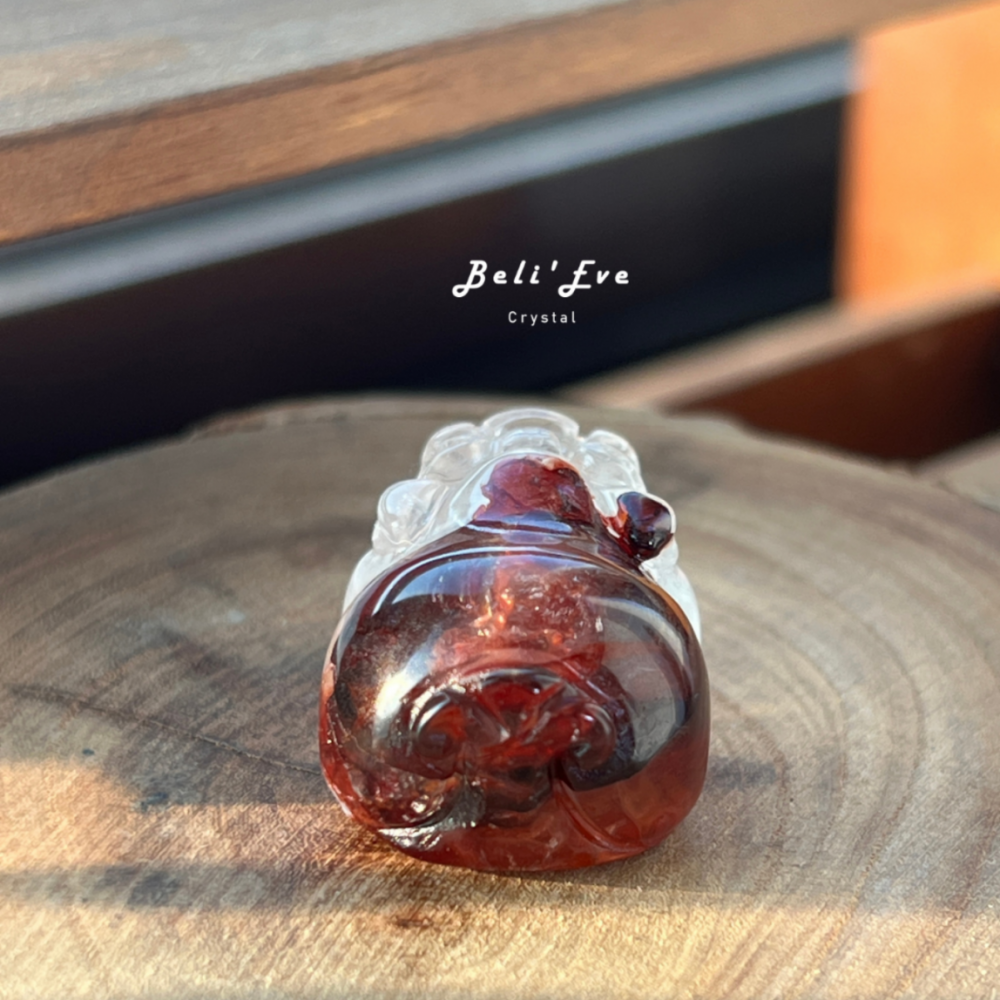 『精品牛血紅膠花』黑紅膠花貔貅 人工雕刻 可做項鍊 適合男生 避邪轉運 開運平安