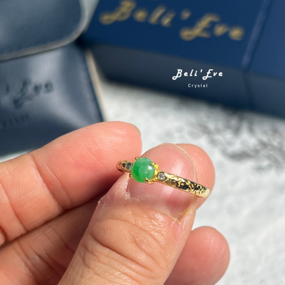 『重工鑲嵌』飄花翡翠戒指 可調節 如同黃金設計 緬甸飄花 鮮綠翡翠