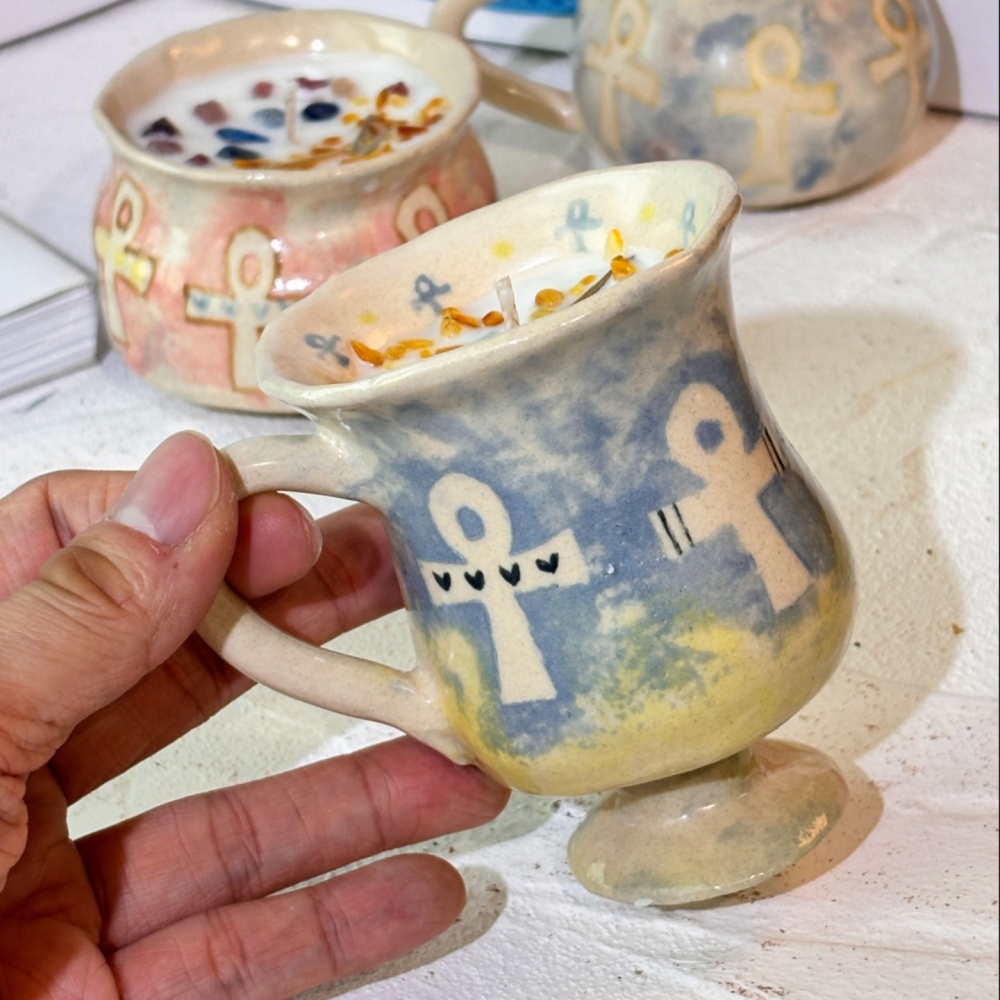 『手捏藝術』作品一個認領～星妹手捏陶杯X單方精油蠟燭 陶杯訂製 油菜籽蠟