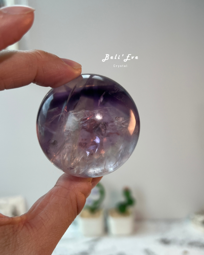 『達碧茲效應』紫水晶球 天然金字塔型態 大爆彩 5CM 風水石 附贈底座