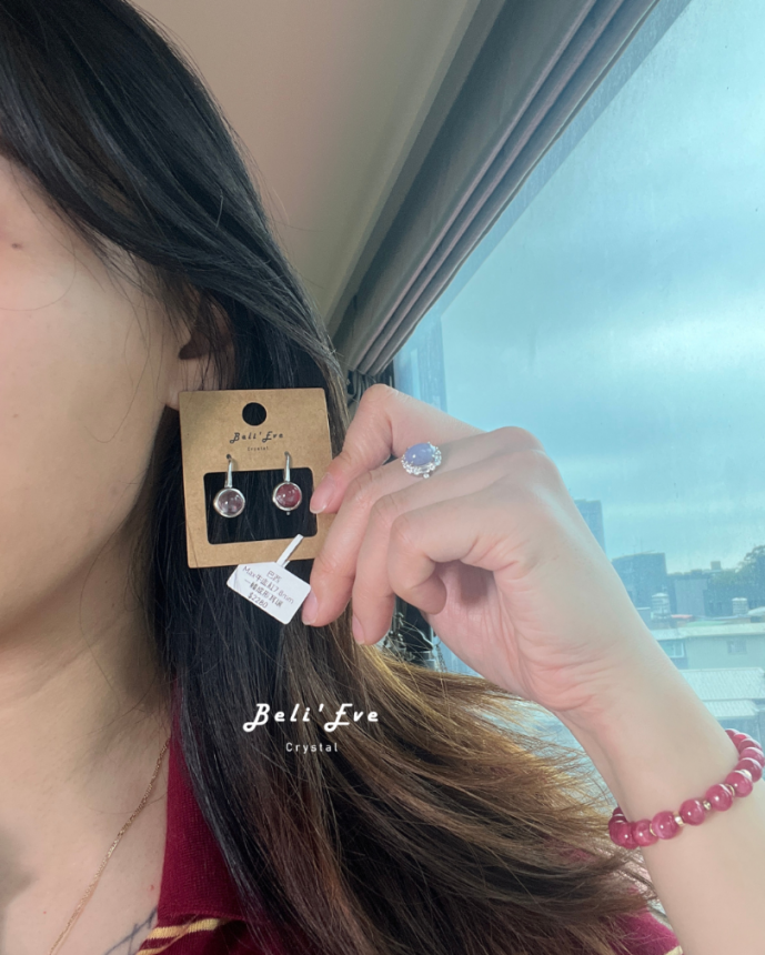 『精品牛血紅膠花』黑紅膠花耳勾 一體成型耳環 避邪轉運 開運平安